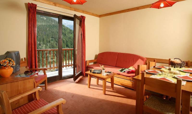 Madame Vacances Residence Les Chalets Du Thabor Вальфрежюс Экстерьер фото